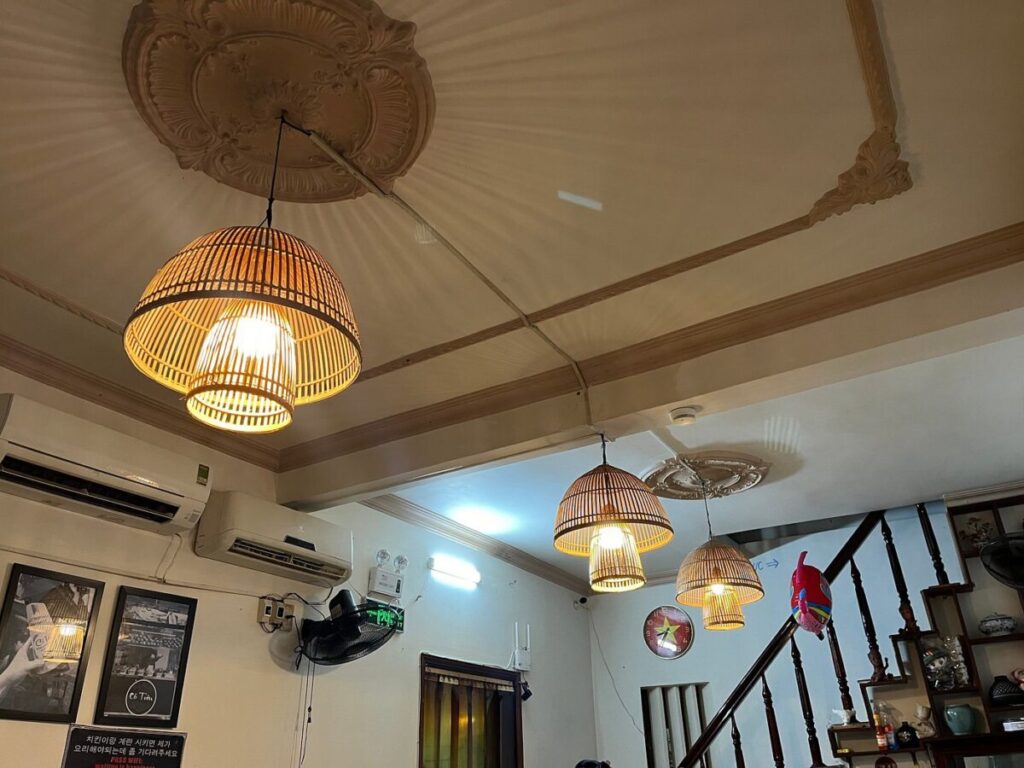 バインミーコティエンの店内