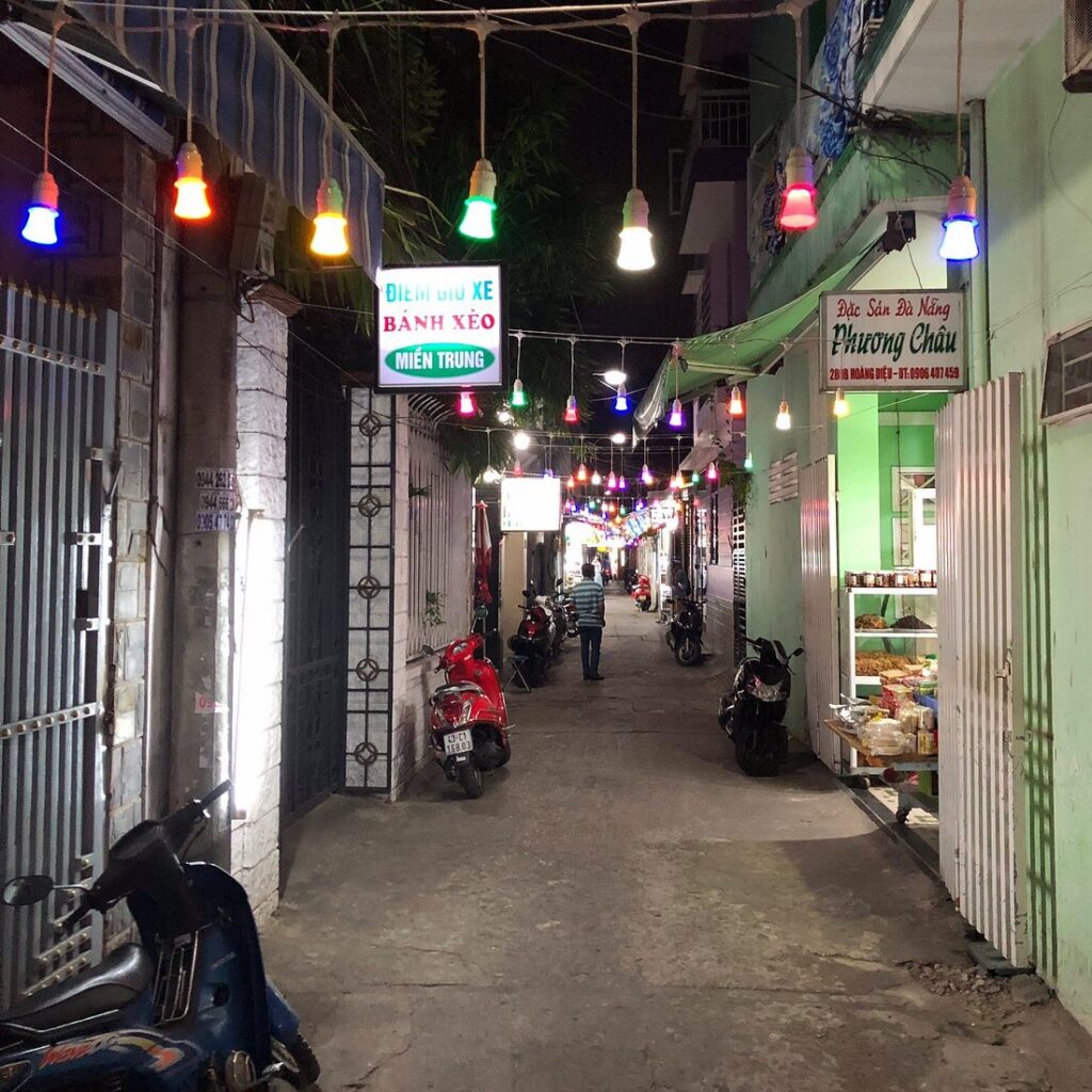 バインセオ バーユンの路地