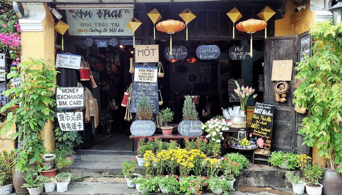 モット ホイアン