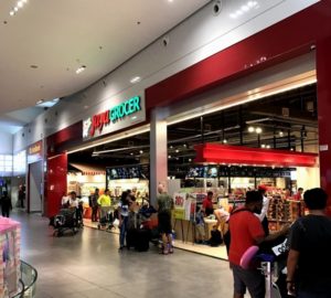 KLIA2内のスーパー