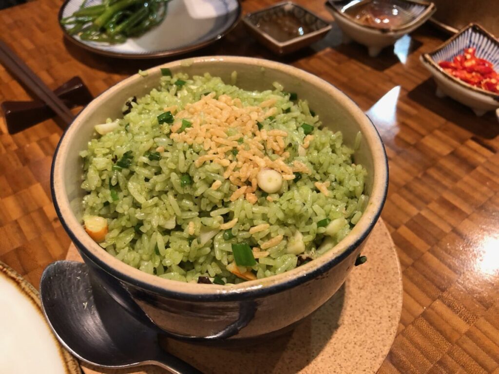 ホアンイエンのベジタブルチャーハン