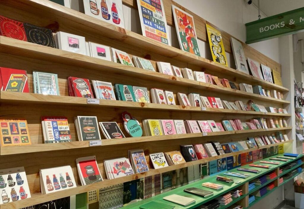 オーワオの店内