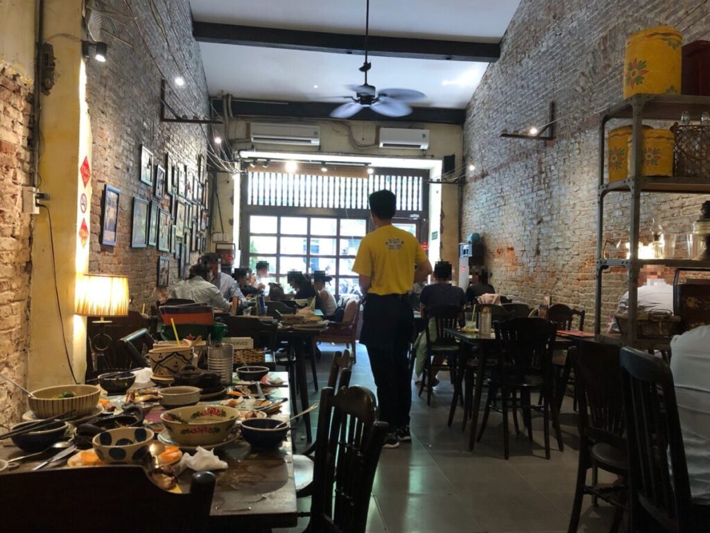 コムタム・モックの店内