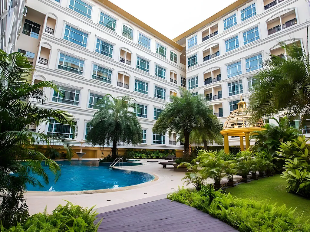 ホープランドホテル スクンビットのプール