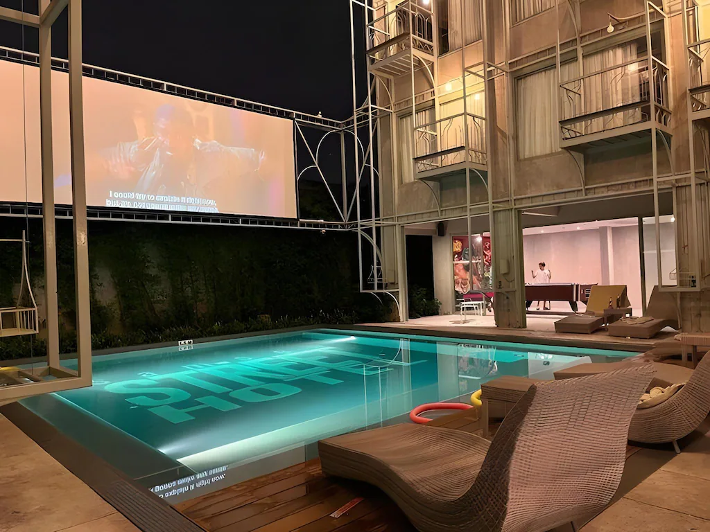 サムセン ストリート ホテルのプール