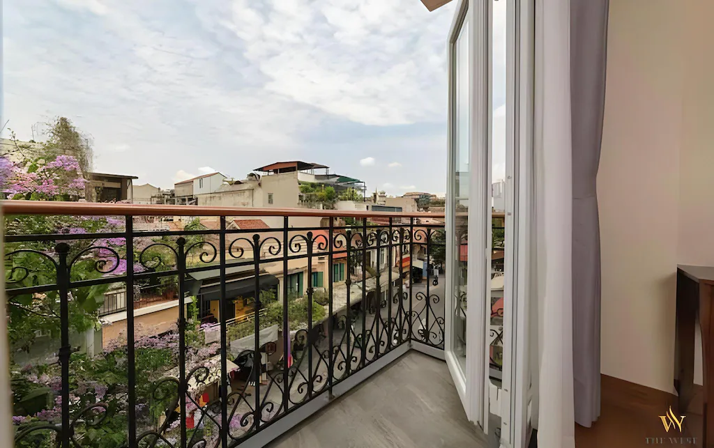 ザウエストホテルのバルコニー