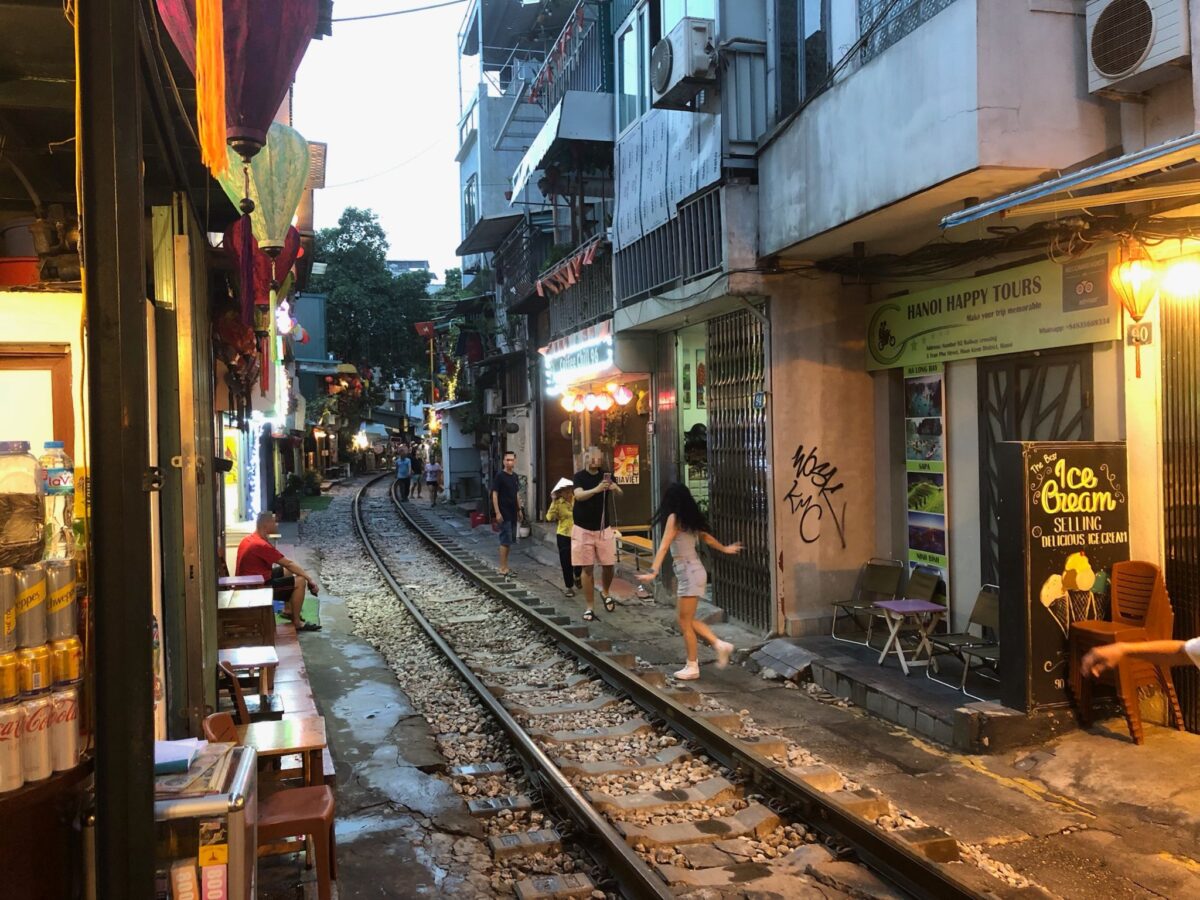 トレインストリートの線路